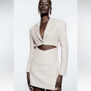 ZARA Linen Blend Cutout Blazer Dress 🤍
Size: Small | Color: Khaki